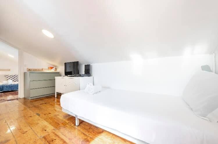 Whome The Loft In Principe Real Lisbon Bagian luar foto